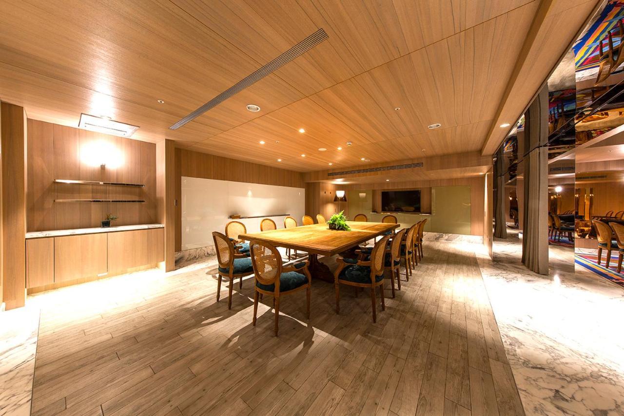 Inhouse Hotel Grand Taichung Exterior foto